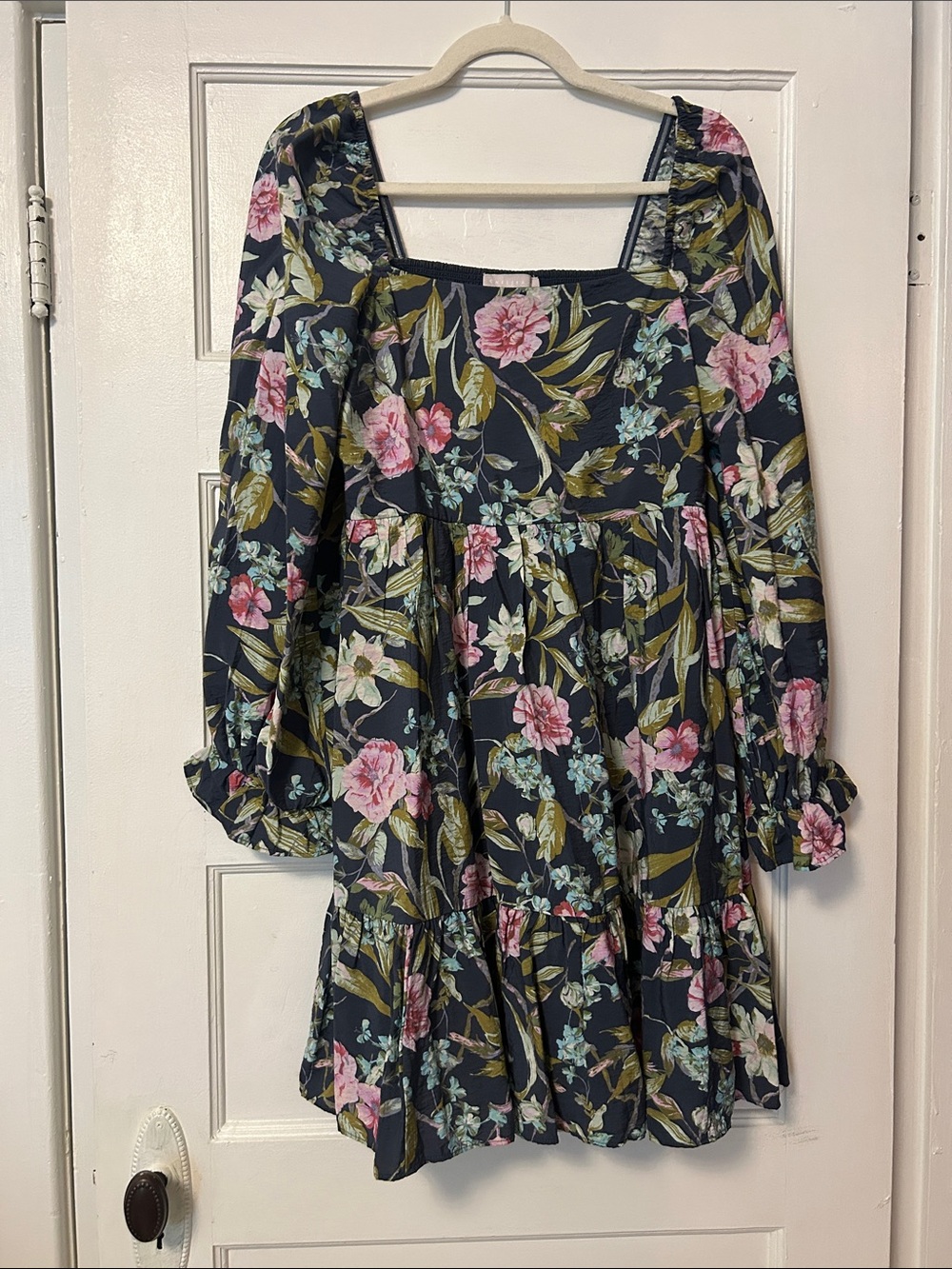 Chelsea28 Navy Floral Long-Sleeve Dress (M)